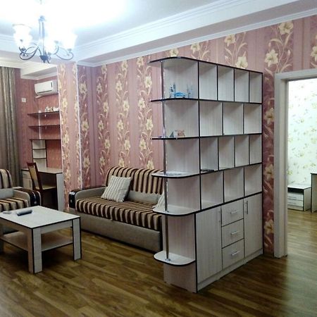Bishkek Maximus Apartament 2 Ngoại thất bức ảnh